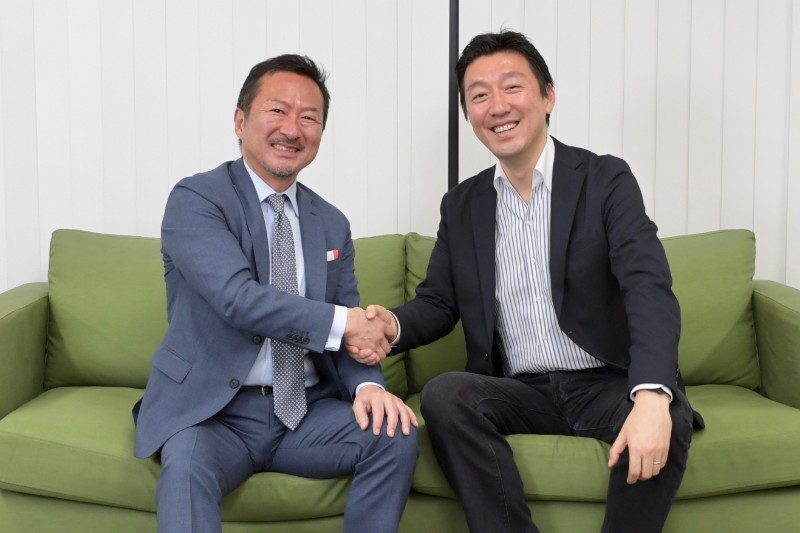 Motohiko Tokuriki and Yutaka Hamaguchi